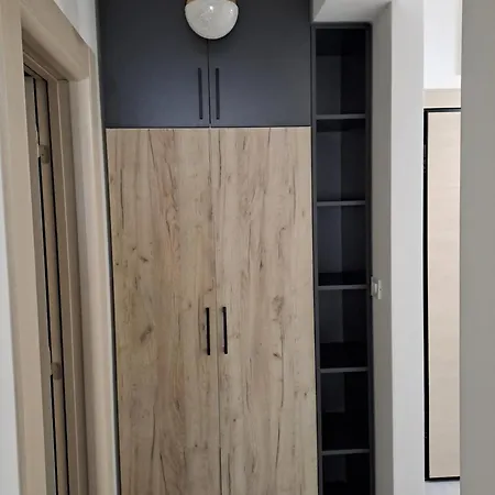Vlado 1 Apartment