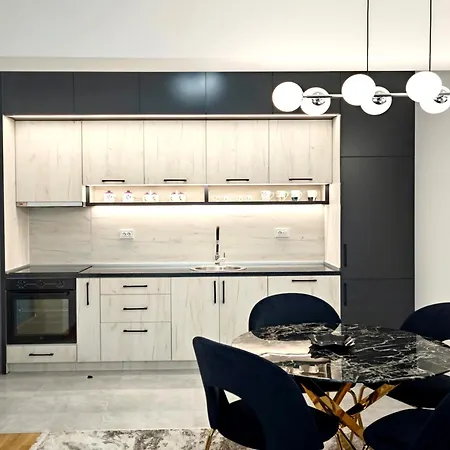 Apartment Vlado 1 *