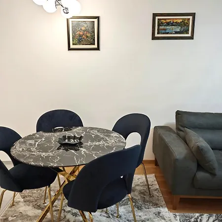 Vlado 1 Apartment